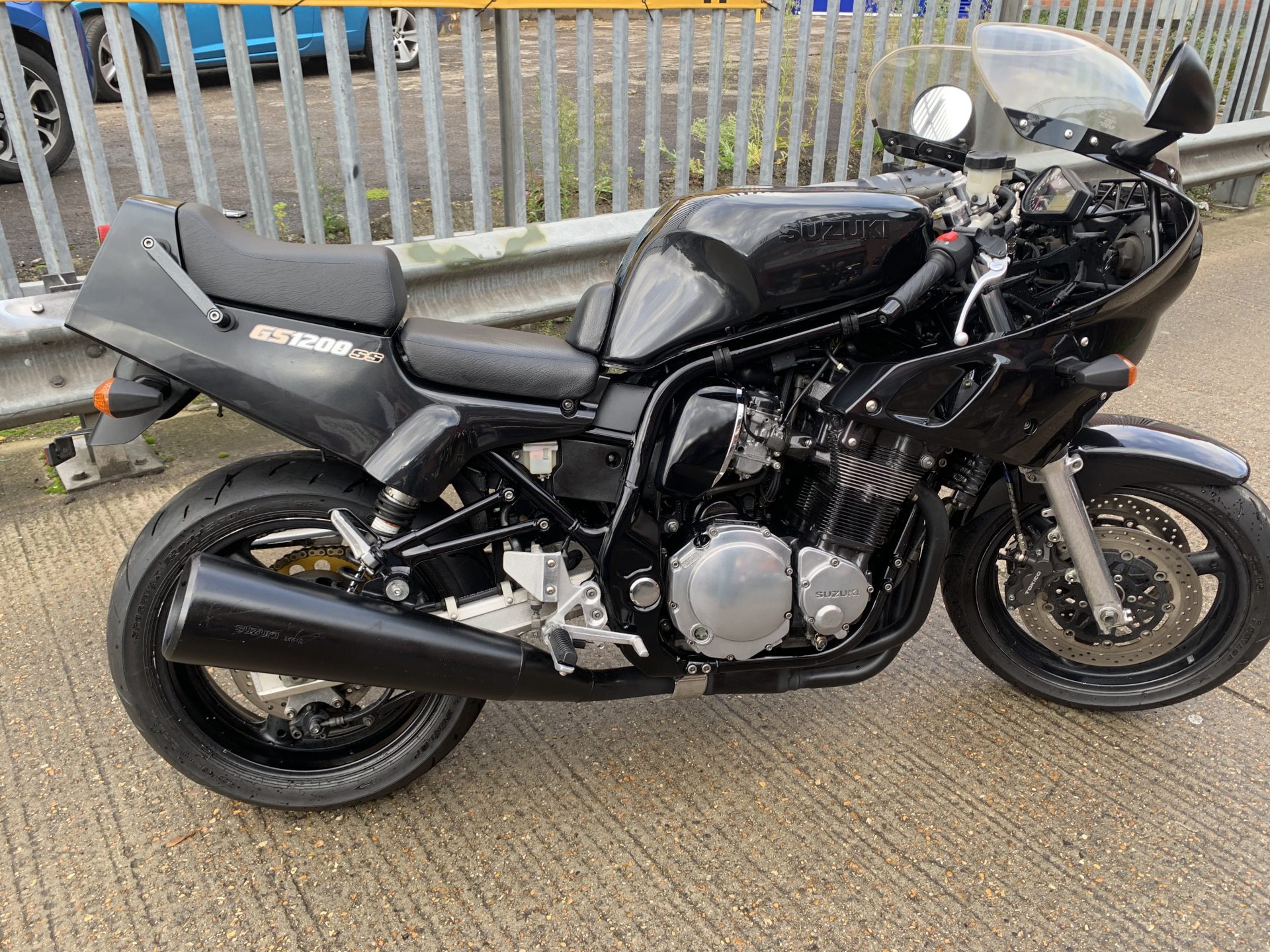 SUZUKI GS 1200 SS – Motorcycle Giant – West London Motorcycle & Scooter