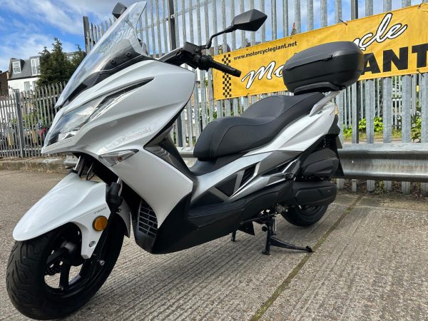 Kawasaki J125 Abs – Motorcycle Giant – West London Motorcycle & Scooter 