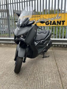 Yamaha XMAX 300