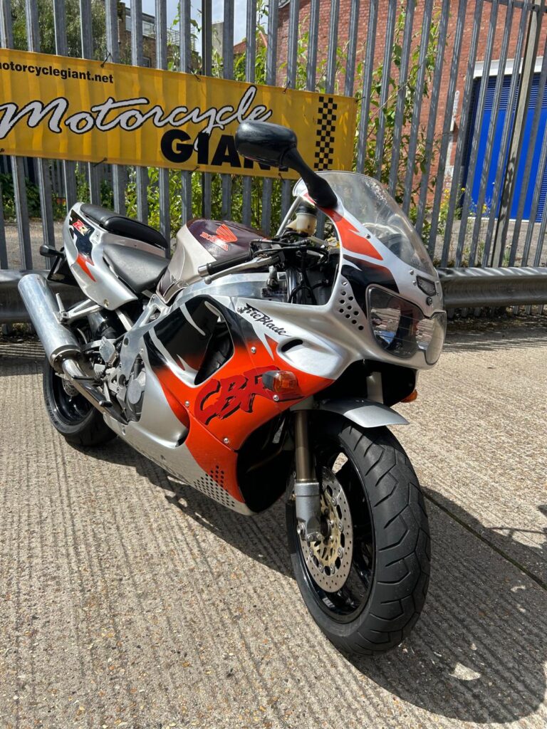 Honda CBR900RR Fireblade