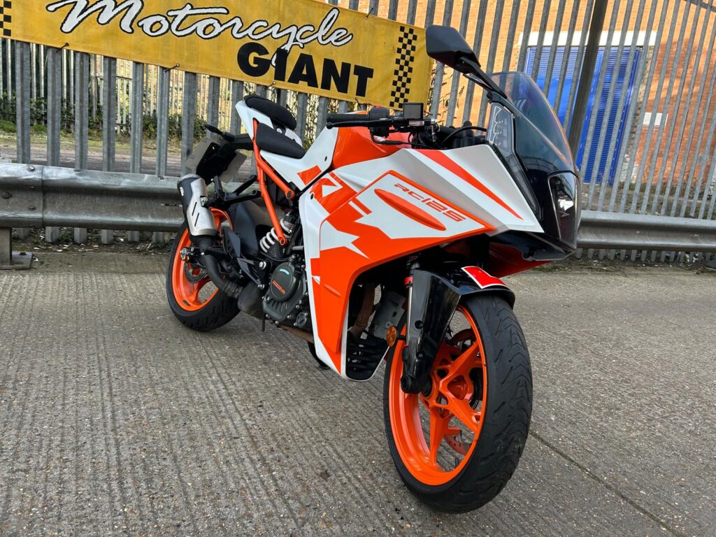 2024 KTM RC 125
