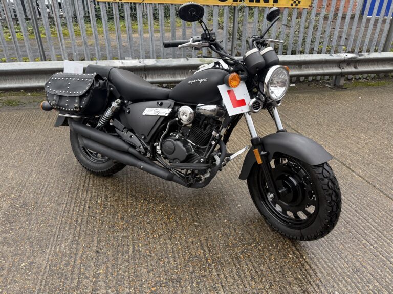 Keeway Superlight 125