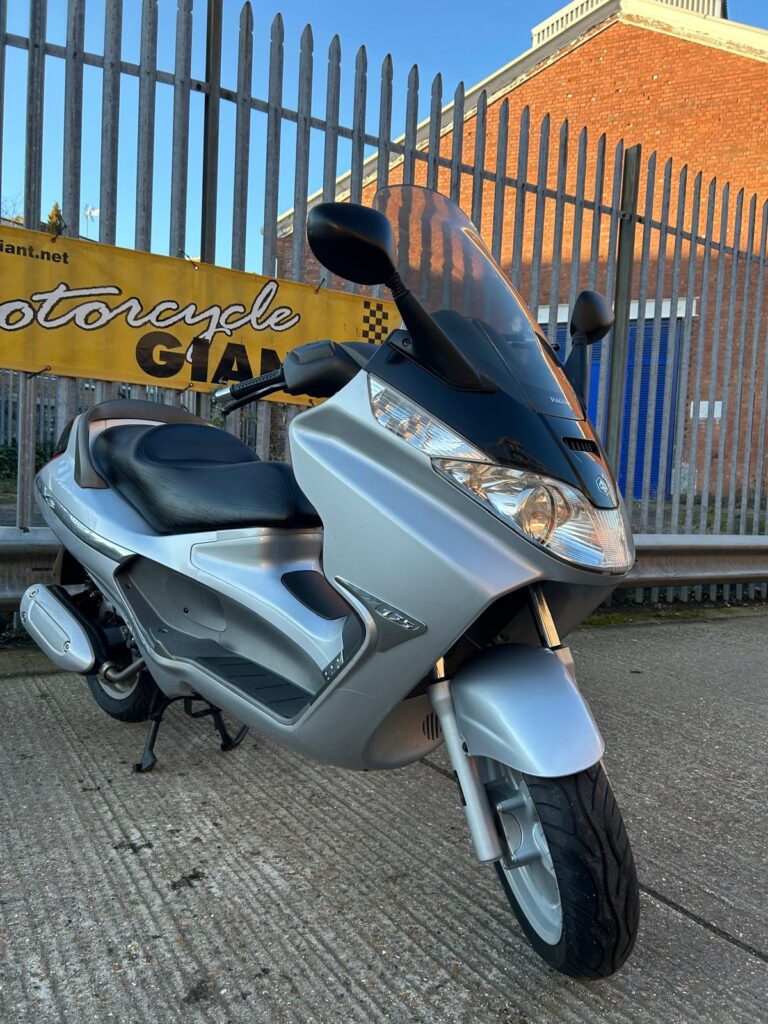 Piaggio X8 125