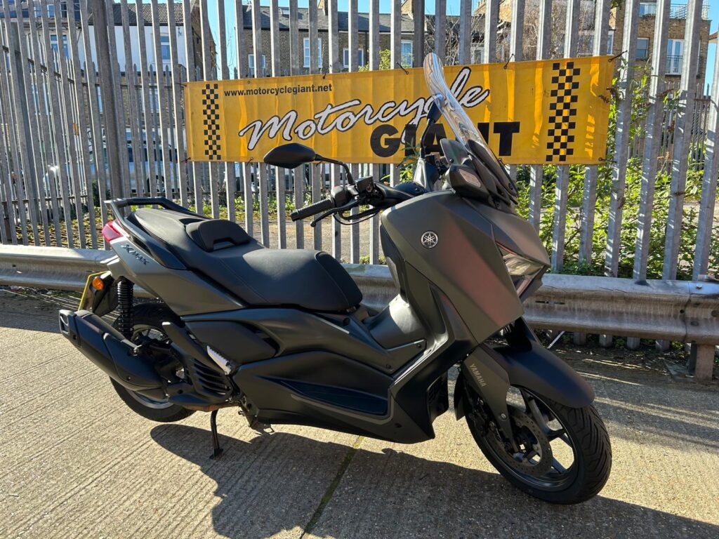 Yamaha XMAX 125