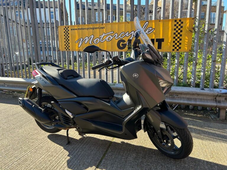 Yamaha XMAX 125
