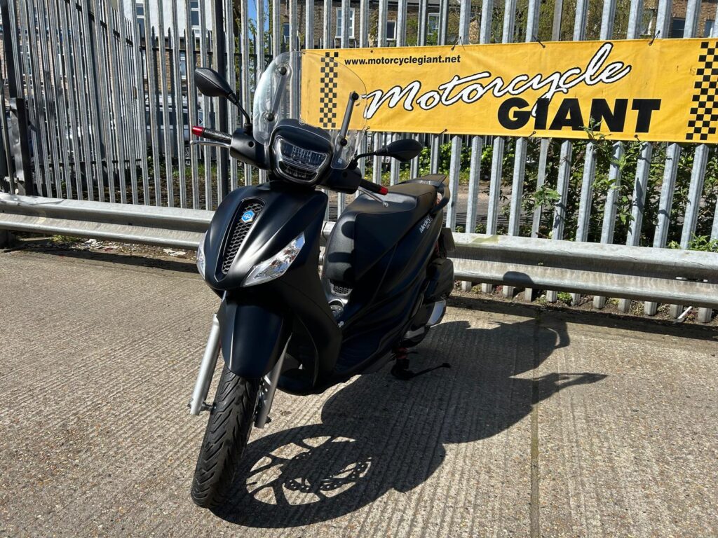 Piaggio Medley 125  S