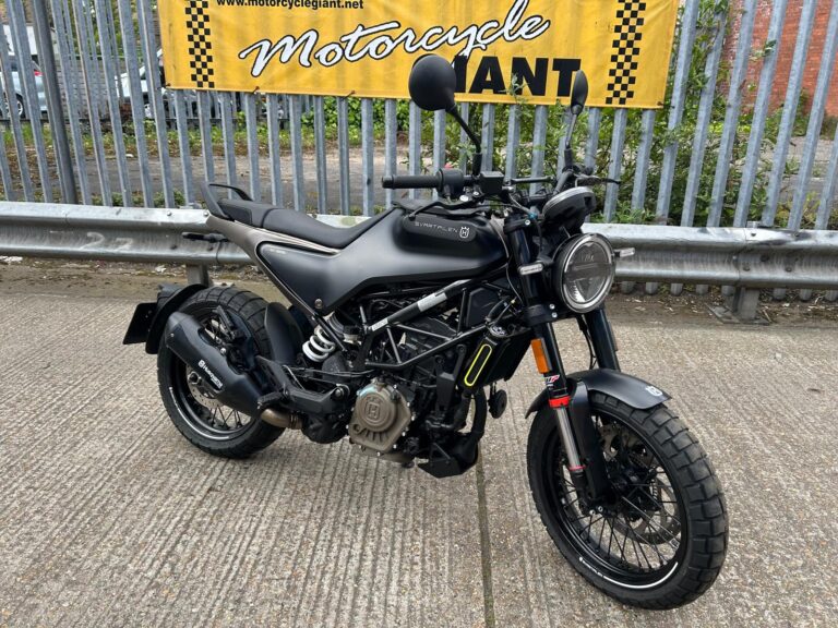 Husqvarna Svartpilen 125