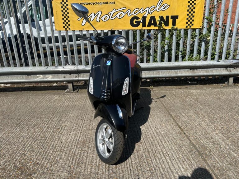 Piaggio Vespa Primavera 125