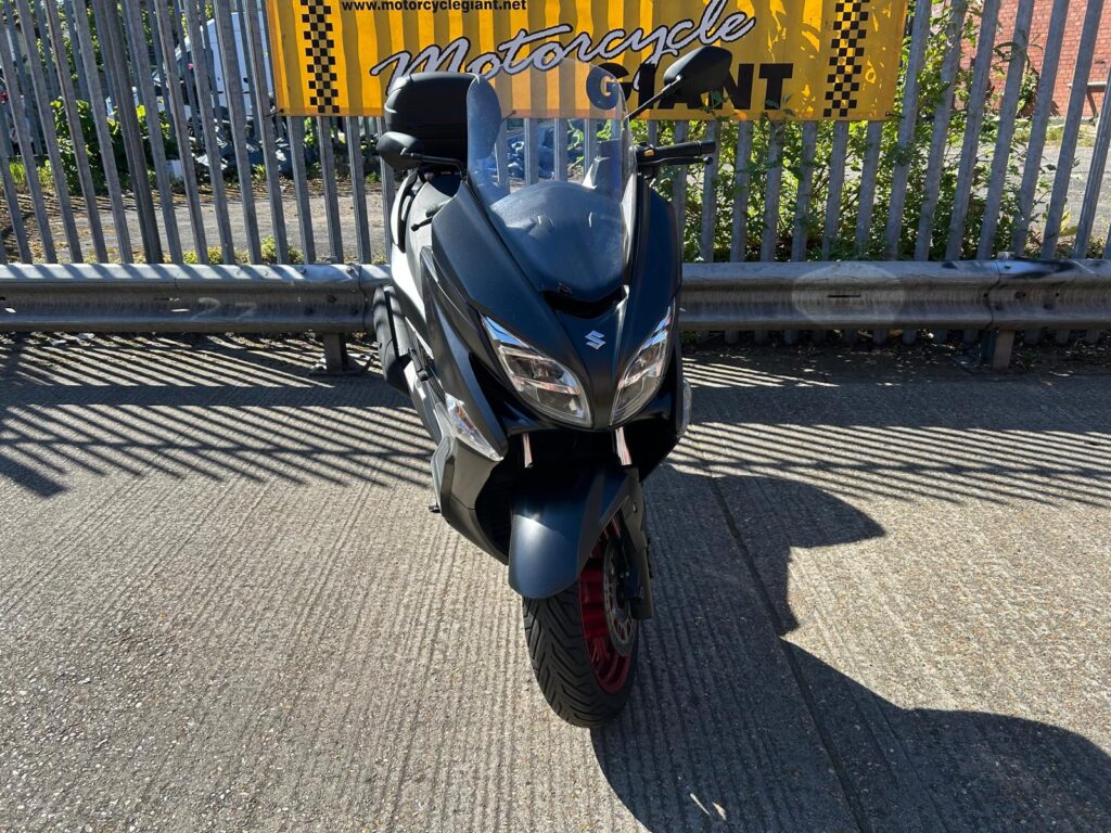 Suzuki Burgman 400