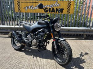 Husqvarna Svartpilen 125