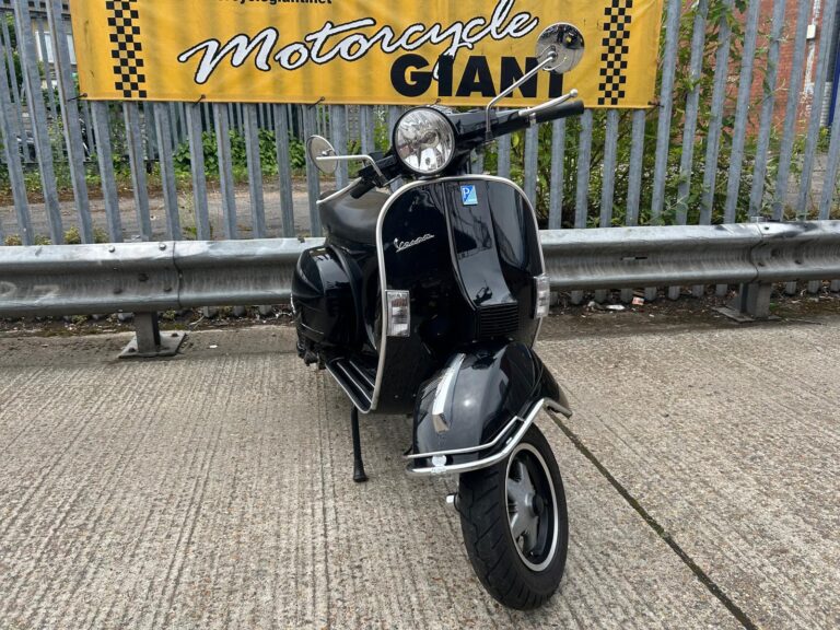 Piaggio Vespa PX125 ULEZ Compliant