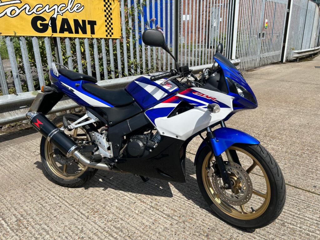 Honda CBR125R