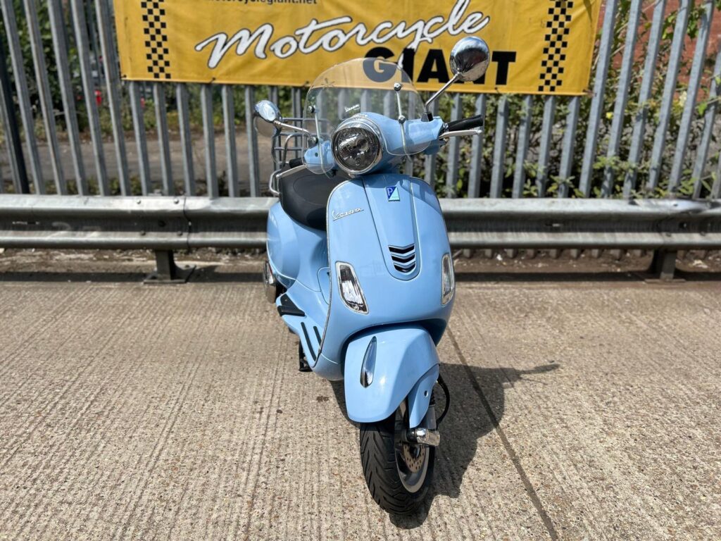 Vespa VXL 125