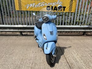Vespa VXL 125