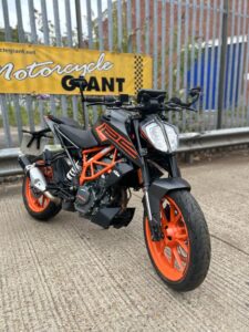KTM DUKE 125