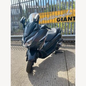 Honda Forza 350