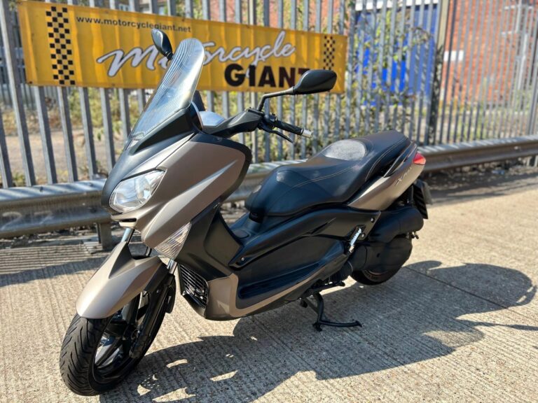 Yamaha XMAX 125