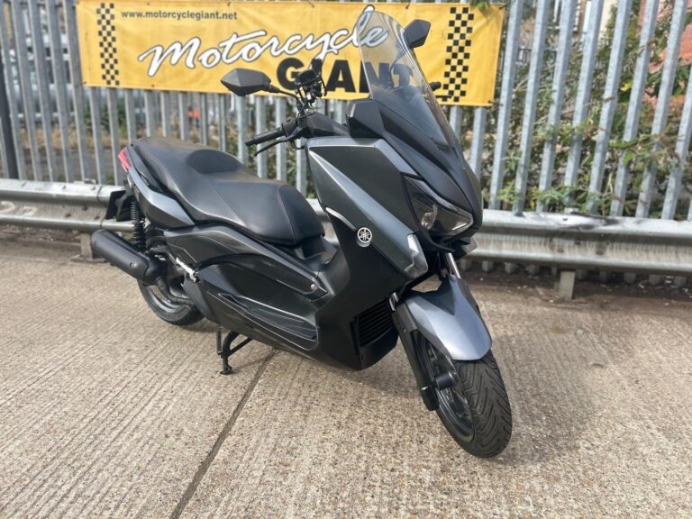 Yamaha Xmax 125