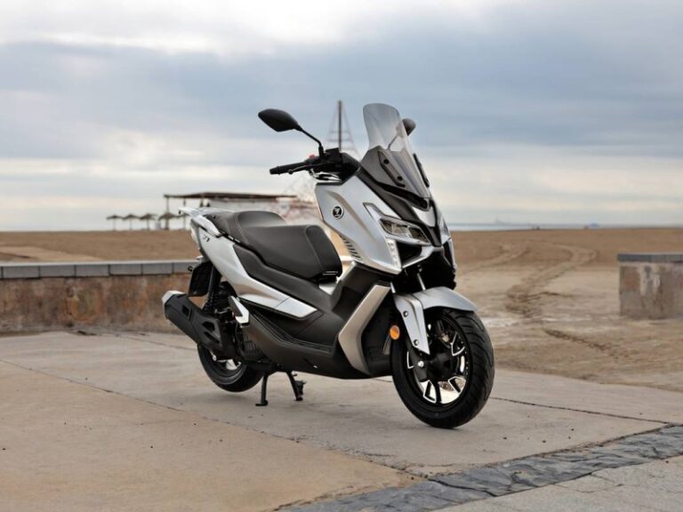 Voge SR1 125 Brand New