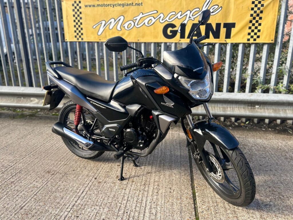 2023 Honda CB125 F in Black Colour